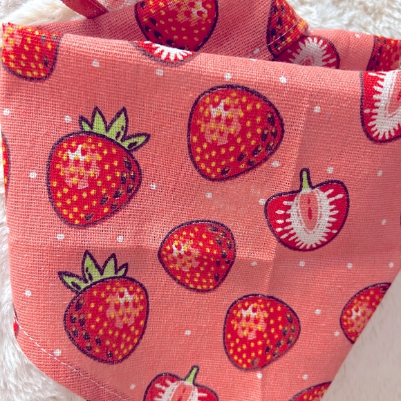 New Strawberry Pet Dog Cat Bandana Vintage Pink and Red - Picture 5 of 8
